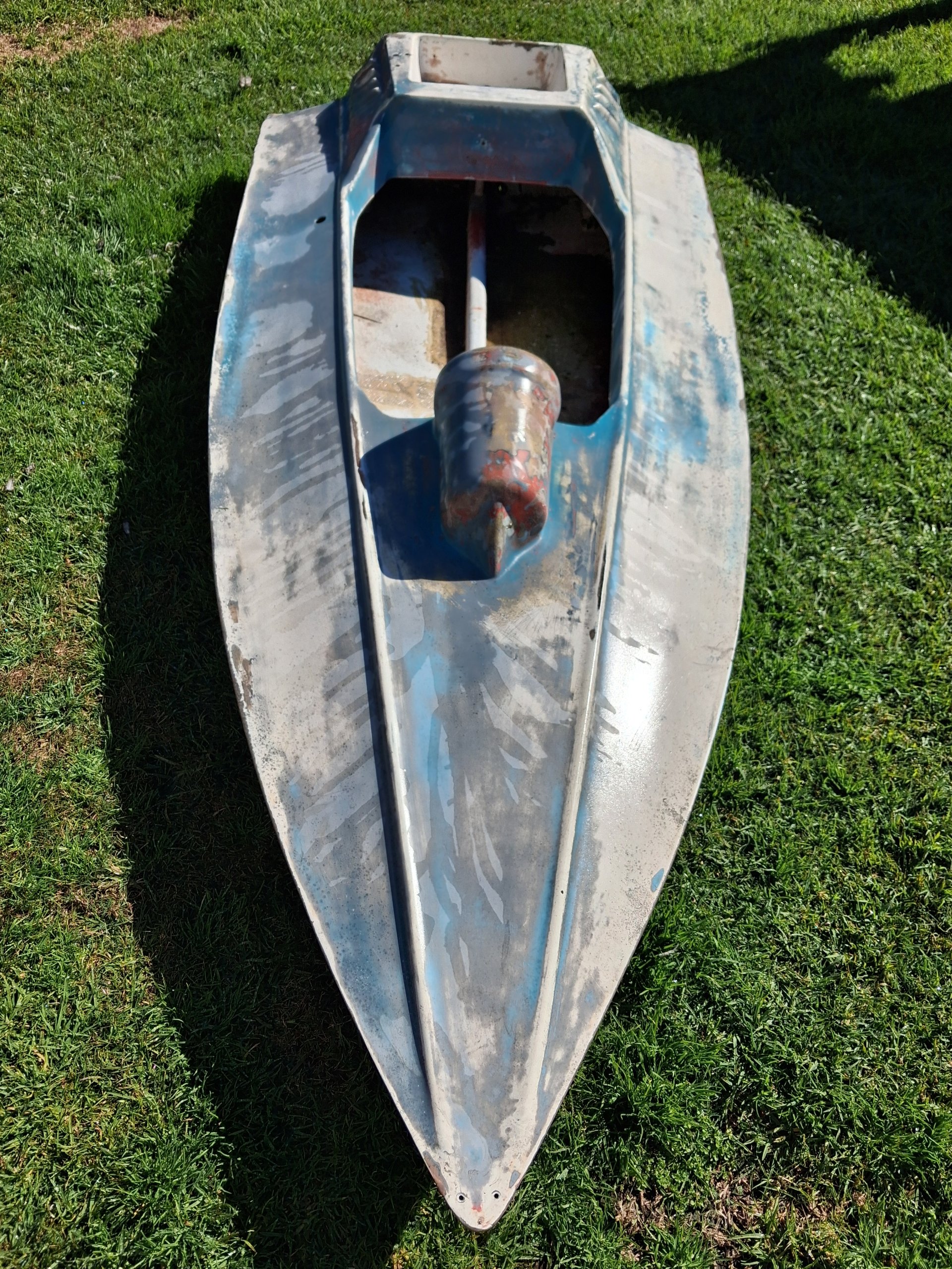 Miniture speed boat hull